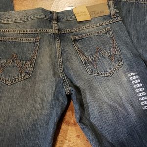 Wrangler new with tags straight leg jeans 34X32